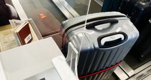 ავიაკომპანიების ახალი წესები: რა აღარ უნდა ჩადოთ ჩაბარებულ ბარგში