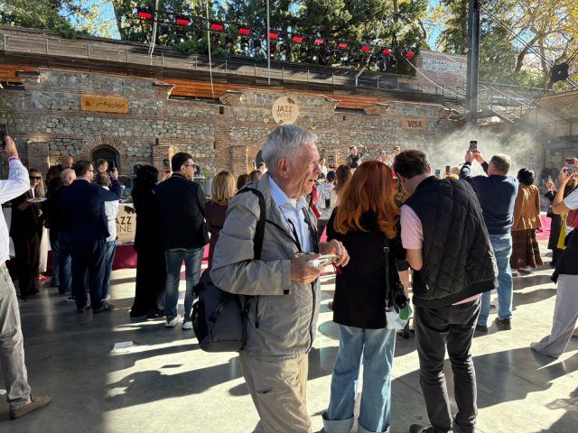 WhatsApp Image 2025-10-17 at 15.49.06