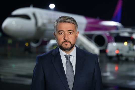 ლევან მოსეშვილი ავიაციის სექტორისწარმომადგენლებს პროფესიულ დღეს ულოცავს