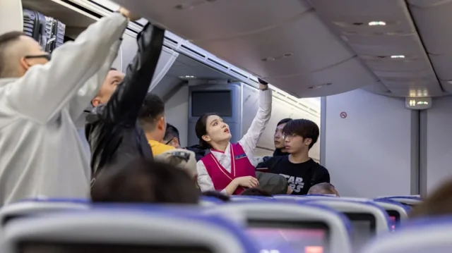 how-to-behave-better-on-planes-1762876335