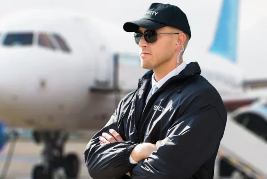 ვინ არიან საჰაერო მარშალები და როგორ ამოვიცნოთ ისინი თვითმფრინავში