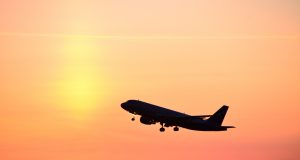 ევროპული ავიაკომპანიები საწვავზე ფასების ზრდის გამო „მწვანე რეგულაციების“ გაუქმებას ითხოვენ