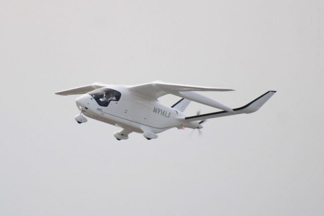 Beta_ALIA_CX300_in_flight_N916LF